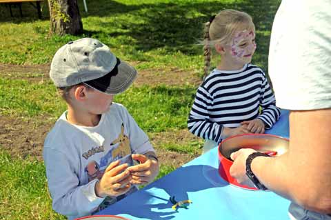 Lernort Petersberg mit einer Bastelstraße zum 19. Familienfrühlingsfest - Citadelle Erfurt - Petersberg