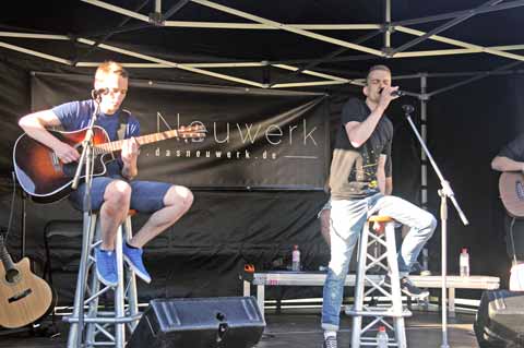 Live-Konzert mit DaS Neuwerk zum 19. Familienfrühlingsfest