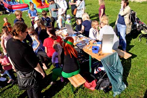 Kinderschminken zum 19. Familienfrühlingsfest - Citadelle Erfurt - Petersberg