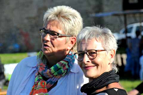 Die Organisatoren Gisi Schuchardt und Dorothea Kellner des 19. Familienfrühlingsfestes 2018